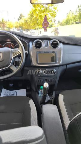 Voiture Dacia Sandero à vendre, première main - 2