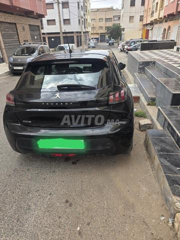 Peugeot 208 Diesel Manuelle 2021 à Casablanca - 2