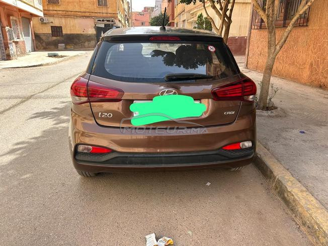 سيارة للبيع