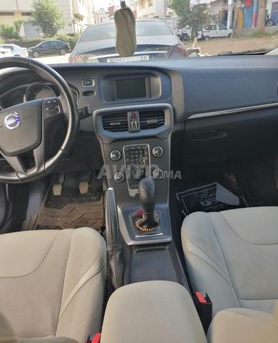 Volvo V40 Diesel Manuelle 2014 à Rabat - 2