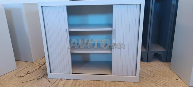 ARMOIRE MÉTALLIQUE À PORTE RIDEAUX - 2