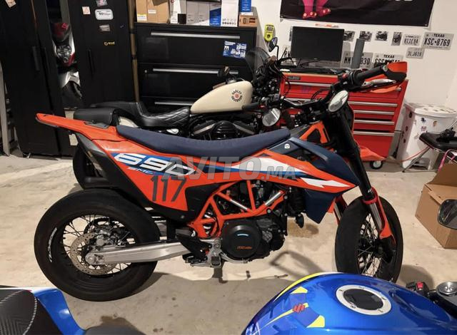 KTM 690 2023 - 2
