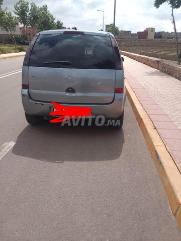 Voiture d'occasion - 2