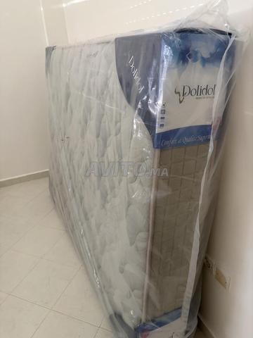 Matelas et lit neuf 190 x 140 neuf avec garantie