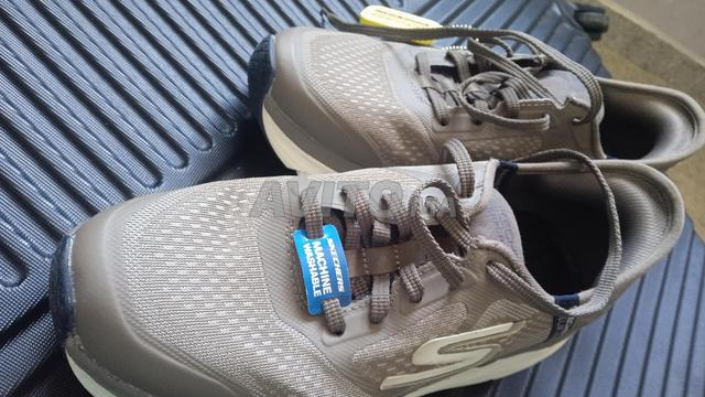 Skechers homme neuves 39/40 - 2