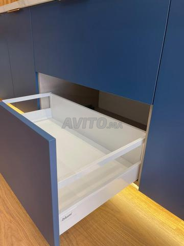 Cuisine équipée sur mesure en bois MDF et latte - 2