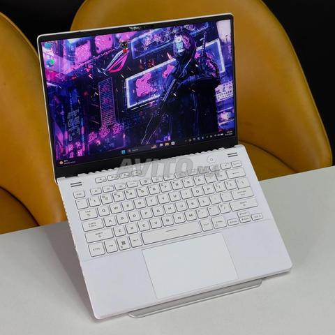 ASUS ZEPHYRUS G14 RTX 4060 32Gb/2TB NVMe 2.5k IPS
