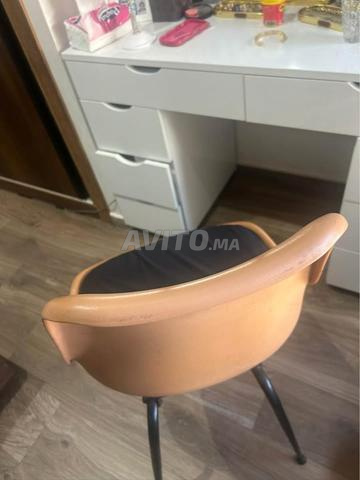 صالة جديدة - كرسي اسكندنافي - 250 درهم - - 2