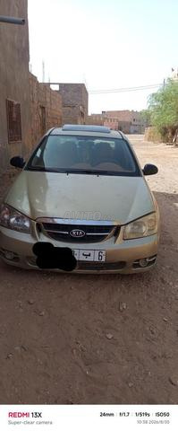 Voiture Kia Cerato modèle 2005, pleine, prix 45000 - 2