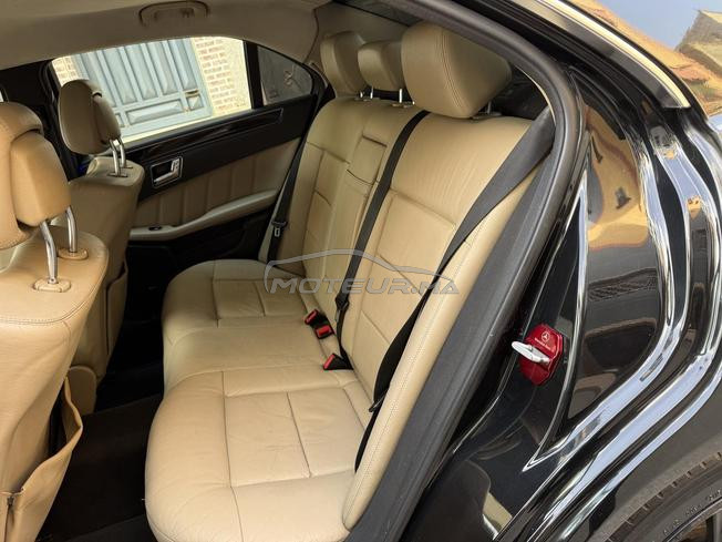 Mercedes Benz E220