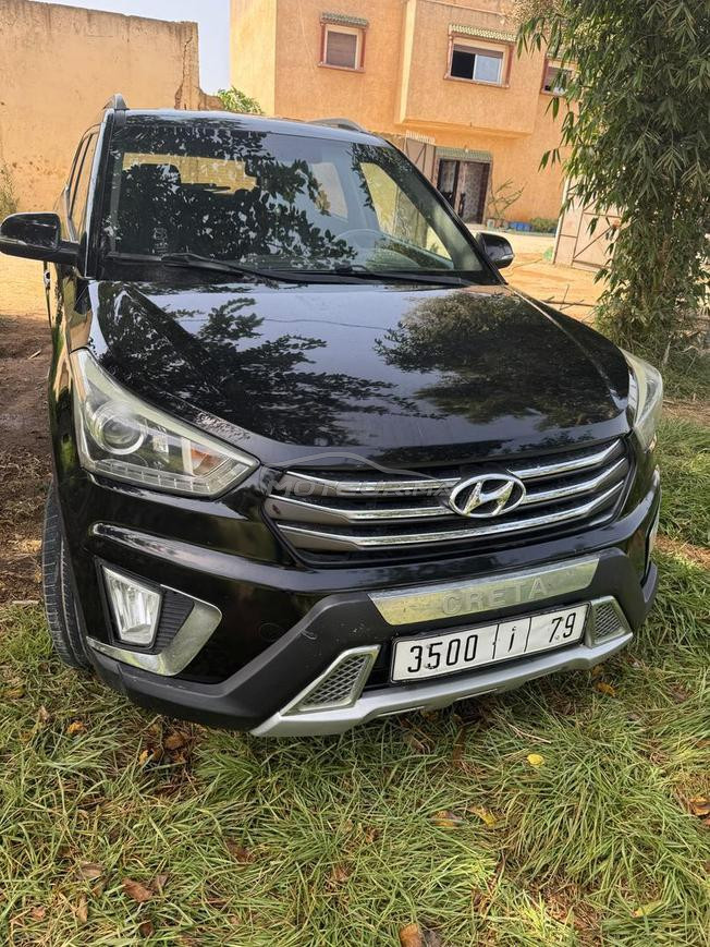 Hyundai creta للبيع باقا مزيانة وفي حالة جيدة 