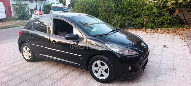 Peugeot 207 très bon état jamais accidenté 
