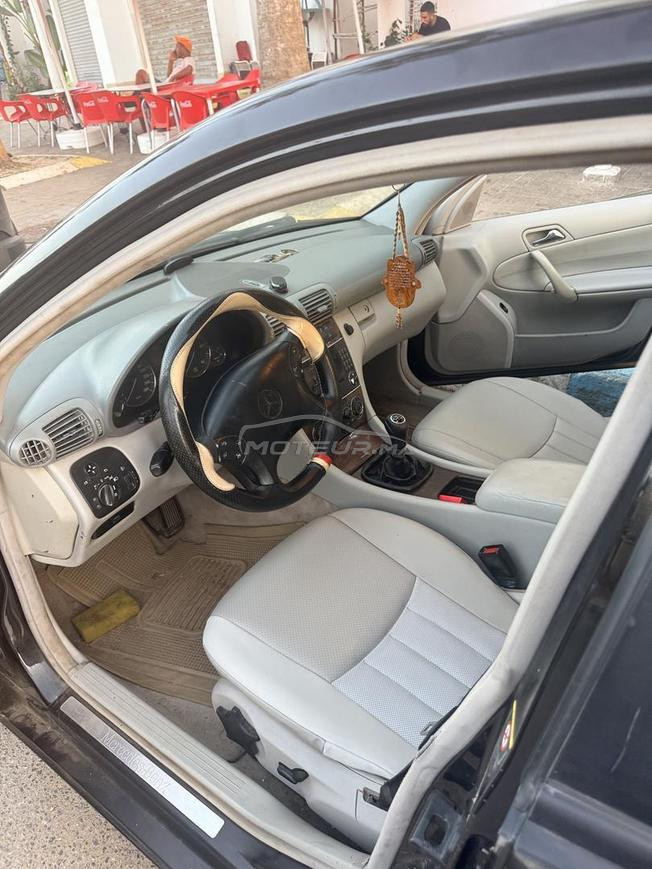 w203 bonne état jamais accidenté 