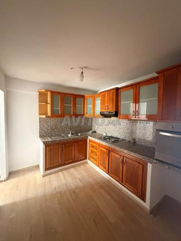 À LOUER – BEL APPARTEMENT SUR LES CHAMPS - 2