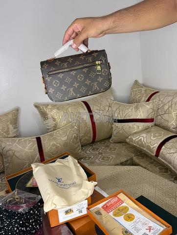 Sac Louis Vuitton Élégant – Monogram - 2