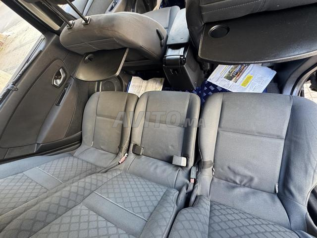 Renault Scenic Diesel Manuelle 2010 à Temara