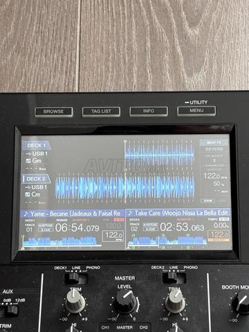 خلاط DJ Pioneer XDJ-RX2 وحقيبة - 2