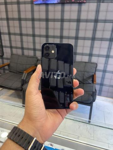 iPhone Apple