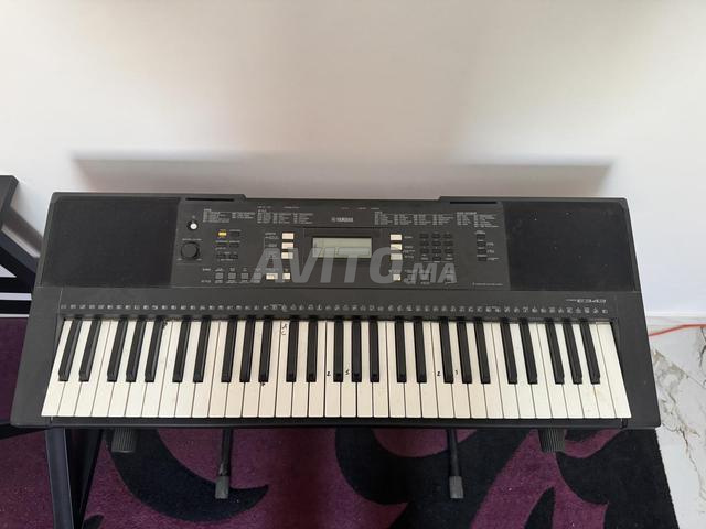 Piano Yamaha PSR-E343 – Clavier 61 touches avec support - 2