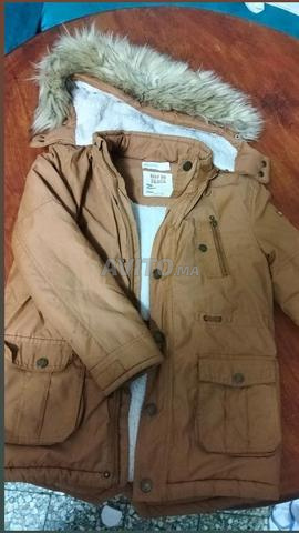 Manteau d'enfant d'hiver chaud en excellent état - 2