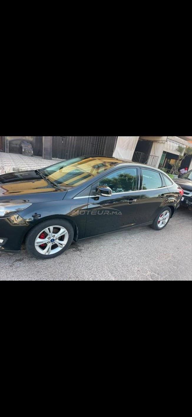 ford focus tres propre