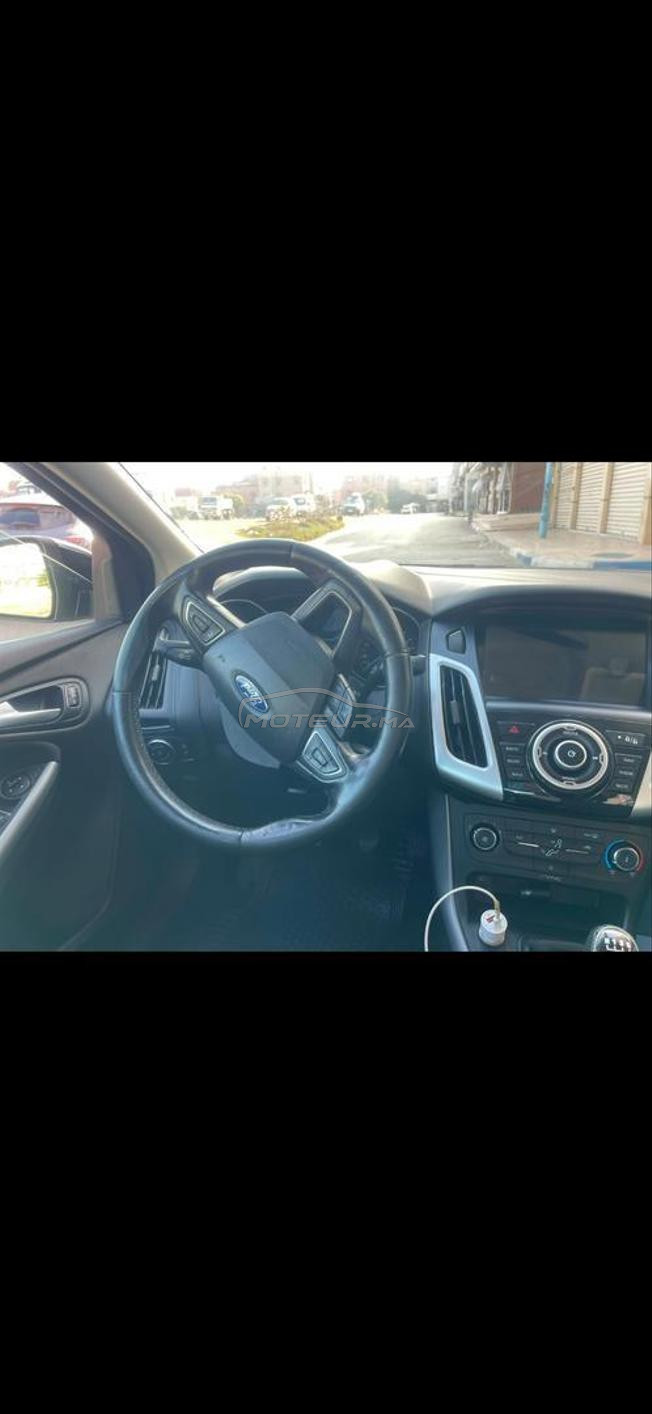 ford focus tres propre