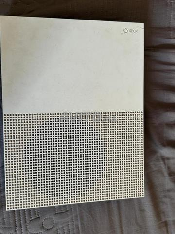 Xbox One S à vendre - 2