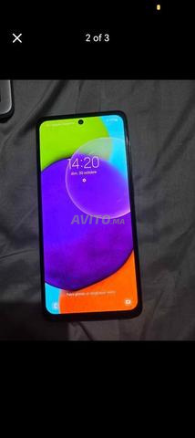 Samsung A52 version 8gb ram Snapdragon - 2
