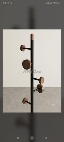 حامل معطف بتصميم خشبي ومعدني - جديد - 2
