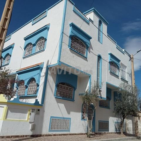 فيلا رائعة بالحديقة - 2