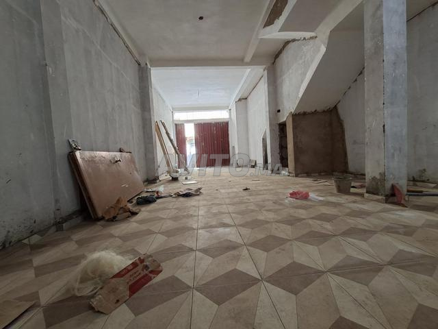 Magasin 150 m2 Mandarona près Bd qods - 2