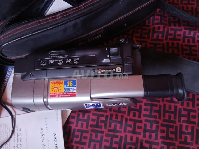 Sony Handycam Vision (modèle CCD-TRV48E PAL) - 2