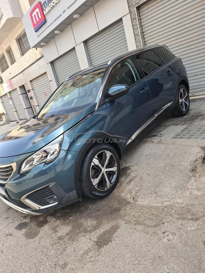 Peugeot 5008 Allure– confortable & bien entretenue