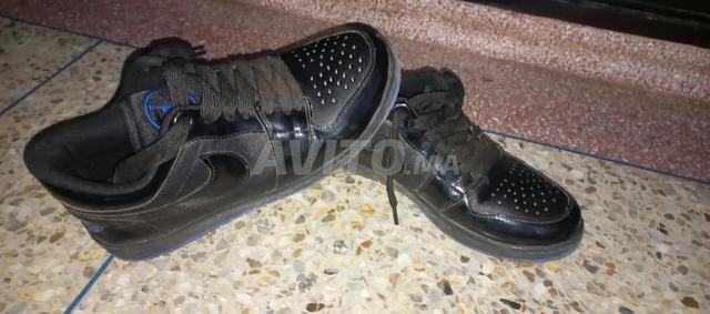 Chaussures Nike noires taille 40 - 2