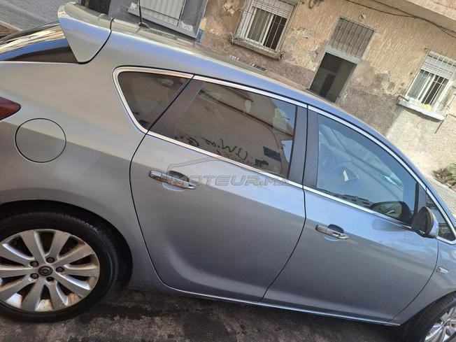 opel astra en très bon état à vendre