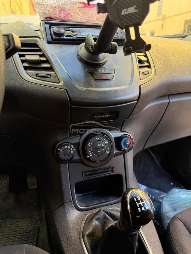 Ford Fiesta Essence Manuelle 2016 à Fès