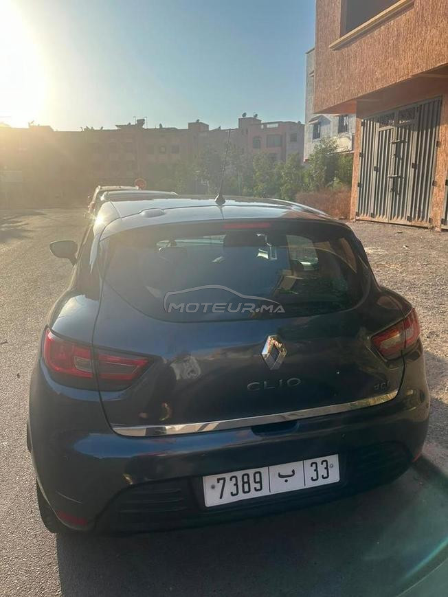 voiture clio a vendre