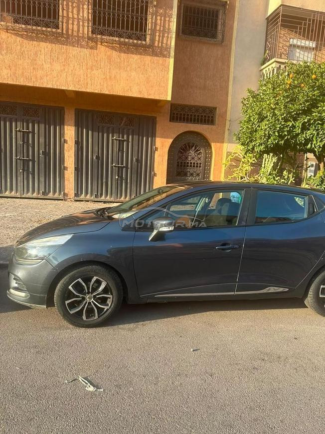 voiture clio a vendre
