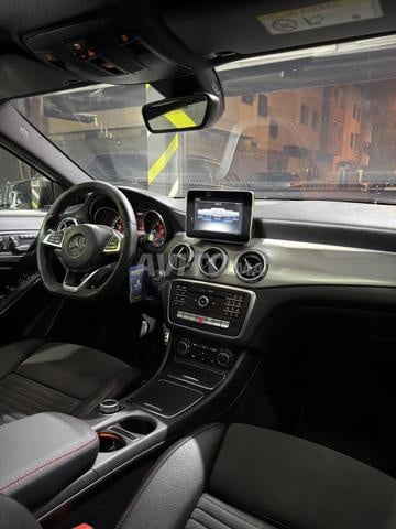 مرسيدس بنز GLA 200d باك AMG