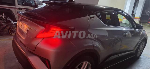 Toyota C-HR Hybride Automatique 2020 à Casablanca - 2