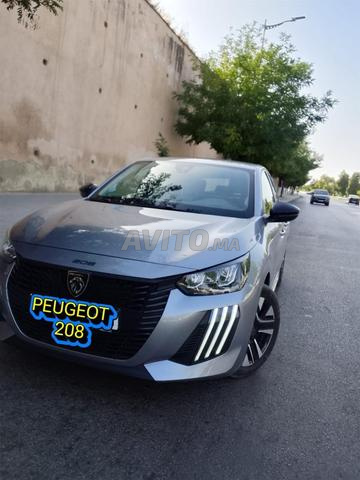 Peugeot 208 - 2