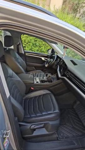 Volkswagen Touareg Confort Plus première main - 2