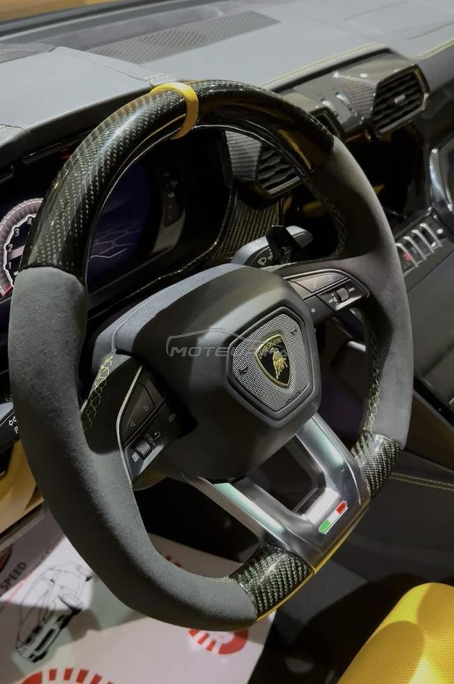 Lamborghini URUS 2020