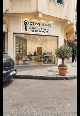 Un beau local commercia 60m2 Bd Bordeaux