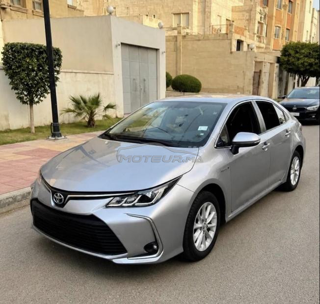 TOYOTA COROLLA HYBRID – ESSENCE / ÉLECTRIQUE 2022 