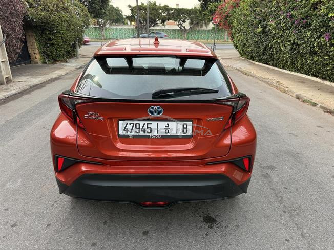 à vendre Toyota CHR hybride 