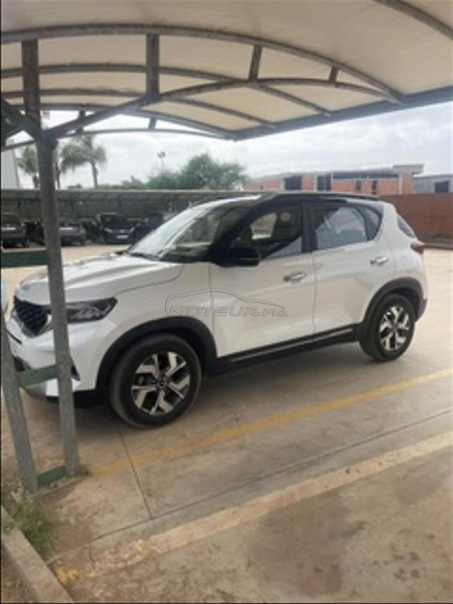 Kia Sonet Essence Automatique 2023 à Skhirat