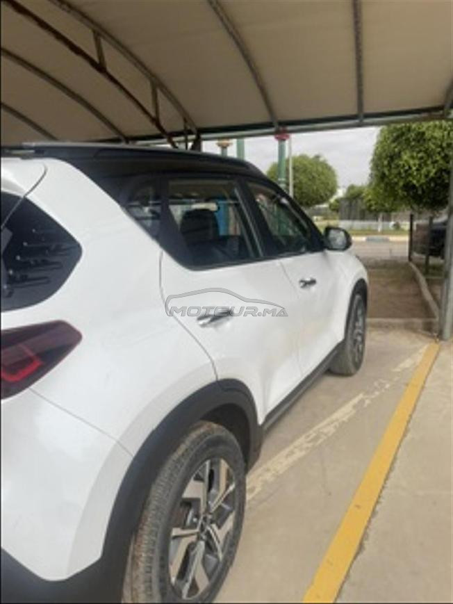 Kia Sonet Essence Automatique 2023 à Skhirat