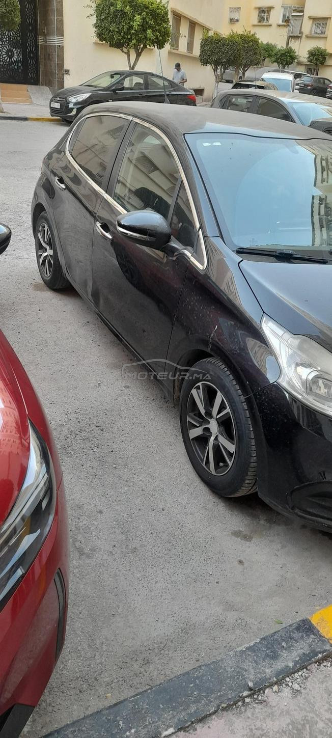 Peugeot 208 essence 