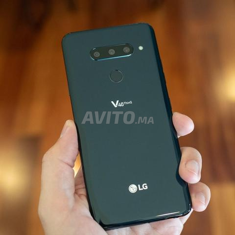 LG V40 كالجديد - 2